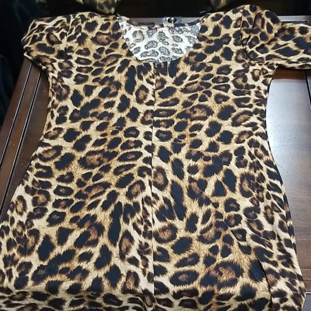 Print dress Leapord